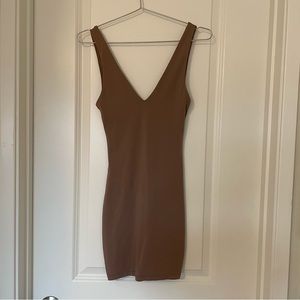 Aritzia contour dress